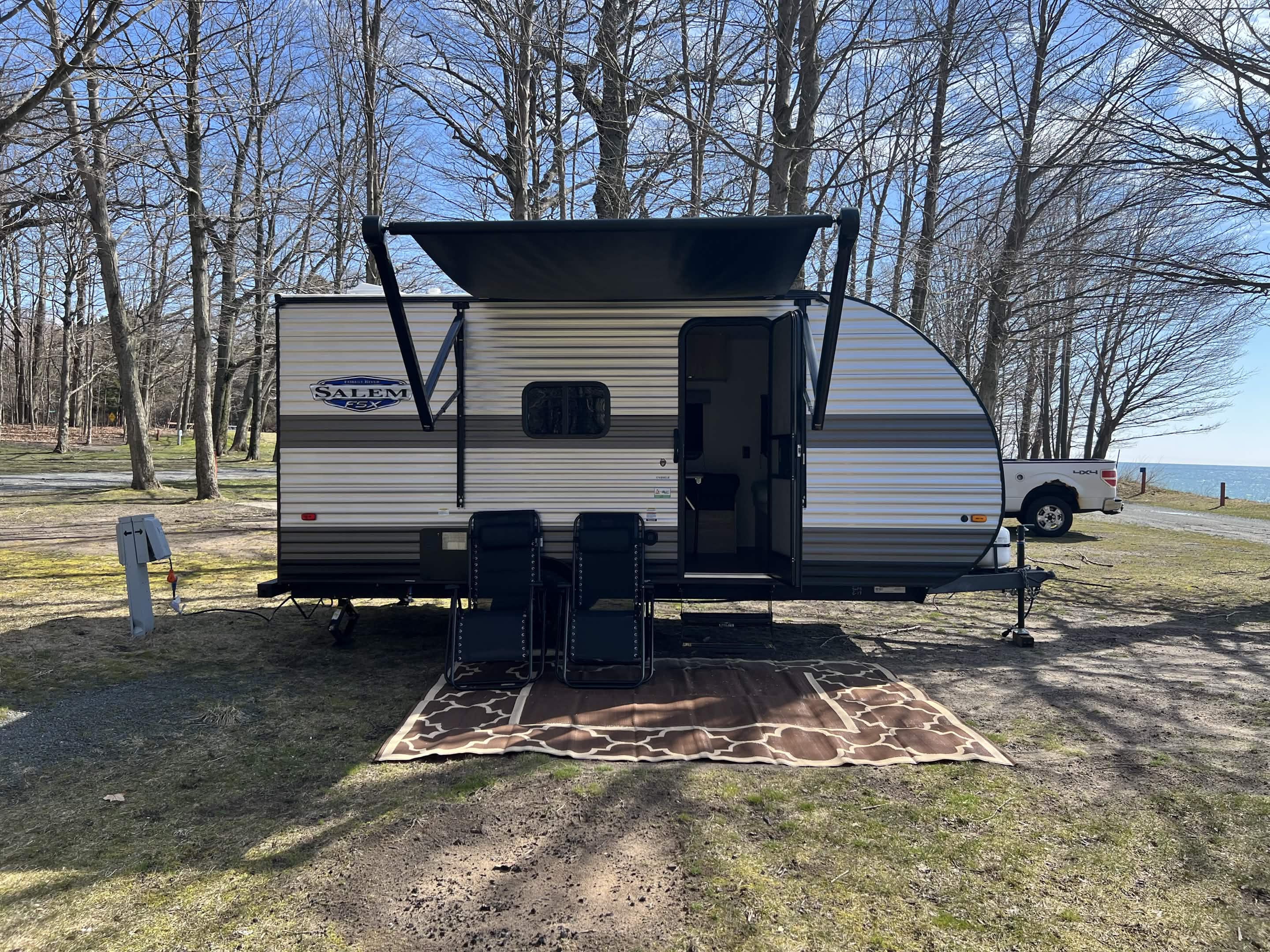 Travel trailer camper exterior